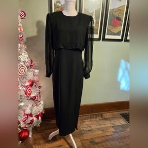 Jeffrey and Dara Linda Hutley Black Formal Woman Dress Size 10 Bead  A8